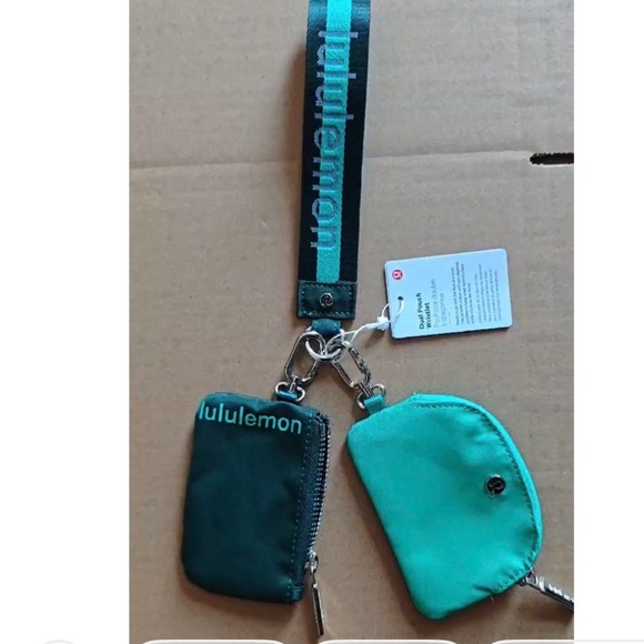 lululemon Accessories - lululemon wristlet